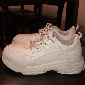 SHEIN Shoes - Dad Sneakers SHEIN Shoes - Dad Sneakers